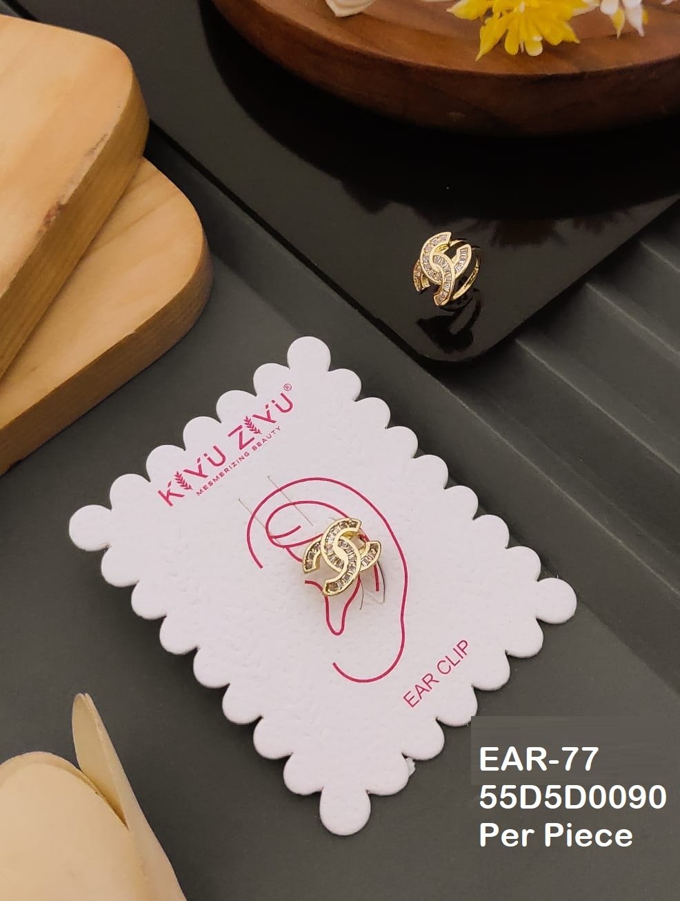 ear 77.jpg ear 77.jpg