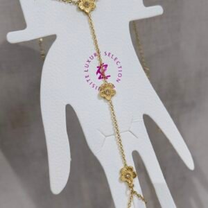 hand 199.jpg