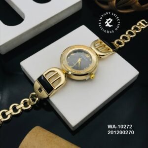 wa 10272.jpg