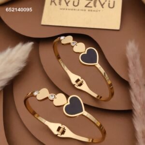 SHELL-120 Anti-Tarnish Stainless Steel Bracelet Under 99 from Kiyu Ziyu by Zyra Creation