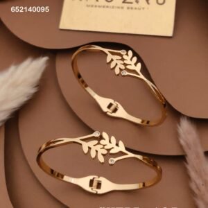 SHELL-125 Anti-Tarnish Stainless Steel Bracelet Under 99 from Kiyu Ziyu by Zyra Creation