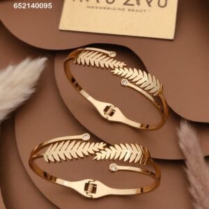 SHELL-126 Anti-Tarnish Stainless Steel Bracelet Under 99 from Kiyu Ziyu by Zyra Creation
