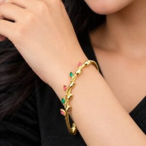 BR-11202 Anti-Tarnish Stainless Steel Tulip Style Bracelet from Kiyu Ziyu by Zyra Creation