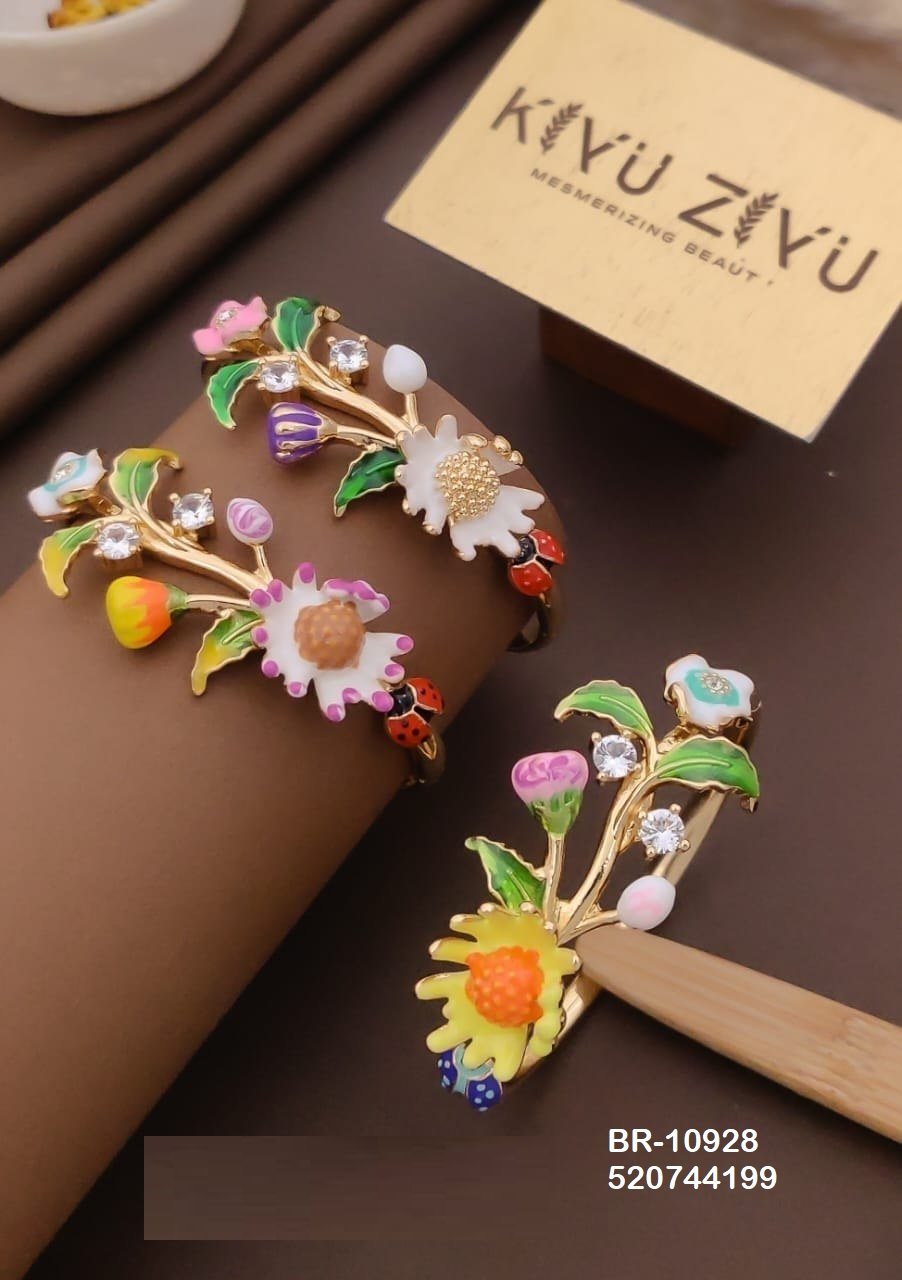 br 10928 1.jpg BR-10928 Anti Tarnish imported Enamel Flower Style Bracelet from Kiyu Ziyu by Zyra Creation