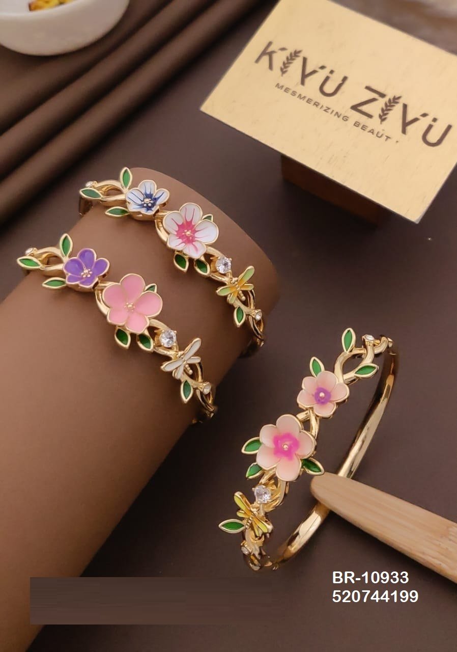 br 10933.jpg BR-10933 Anti Tarnish imported Enamel Flower Style Bracelet from Kiyu Ziyu by Zyra Creation