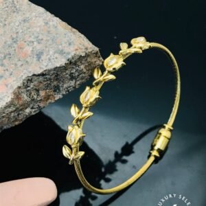 BR-11190 Anti-Tarnish Stainless Steel Tulip Style Bracelet from Kiyu Ziyu by Zyra Creation