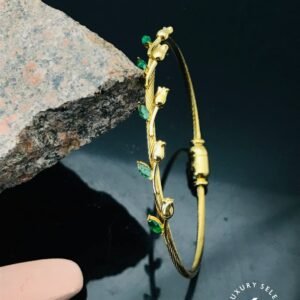 BR-11199 Anti-Tarnish Stainless Steel Tulip Style Bracelet from Kiyu Ziyu by Zyra Creation