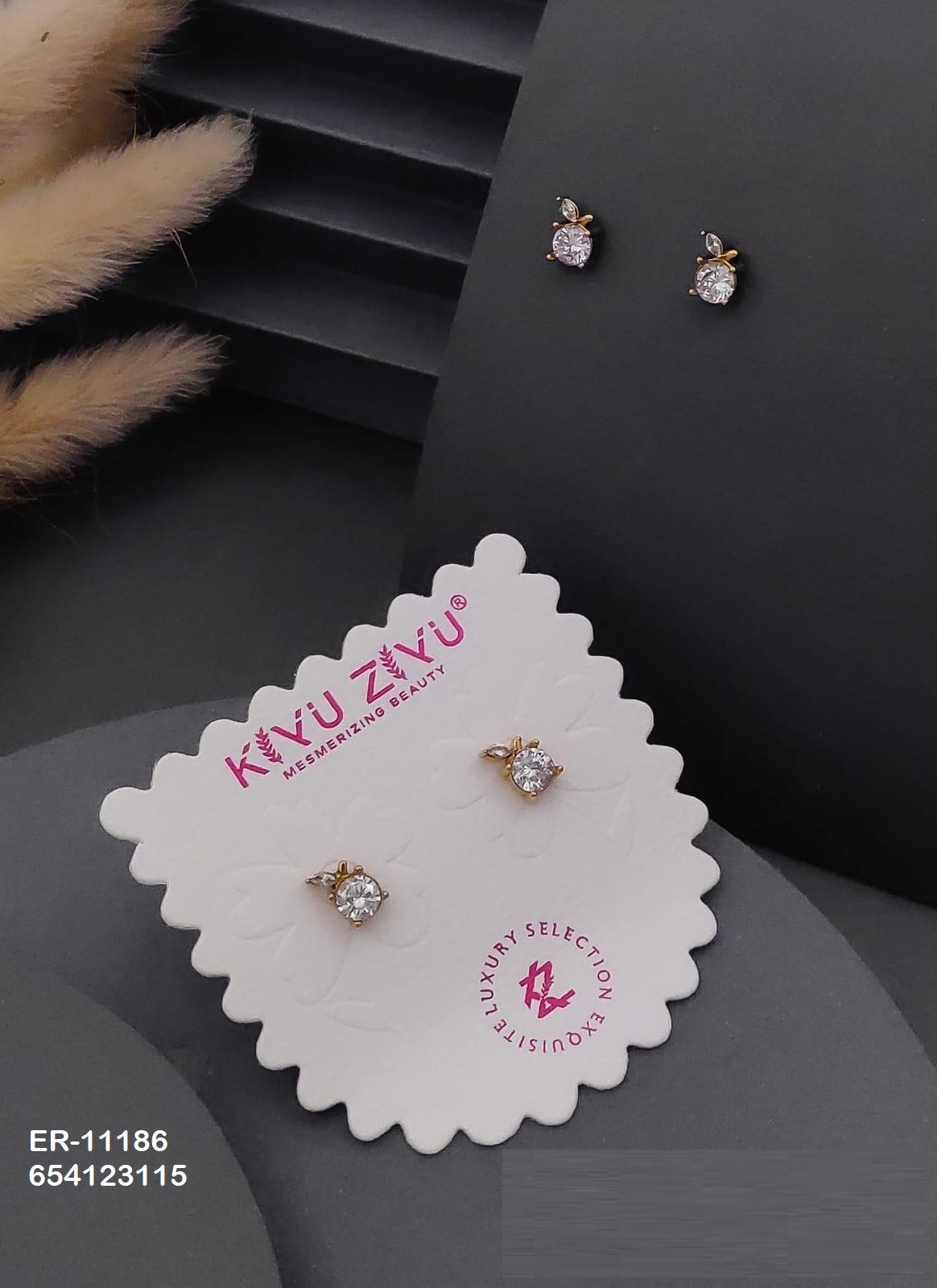 er 11186.jpg ER-11186 Anti-Tarnish Stainless Steel Earrings from Kiyu Ziyu by Zyra Creation