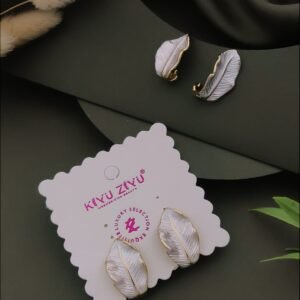 ER-11667 Anti-Tarnish Stainless Steel Earrings from Kiyu Ziyu by Zyra Creation