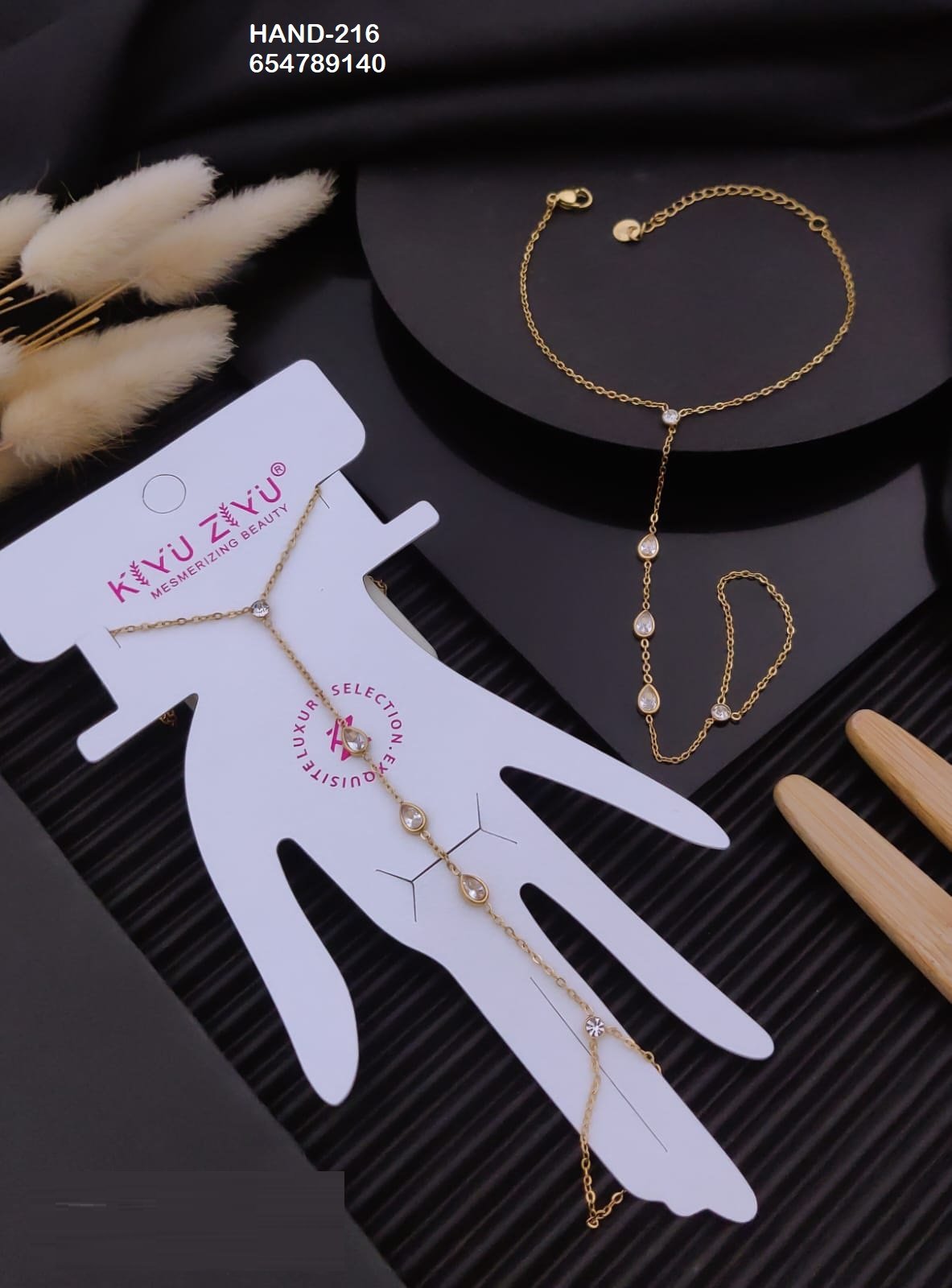 hand 216.jpeg HAND-216 Anti-Tarnish Stainless Steel Hand Chain from Kiyu Ziyu by Zyra Creation